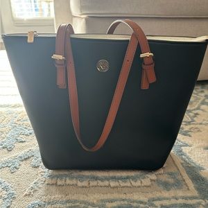 Anne Klein black shoulder purse